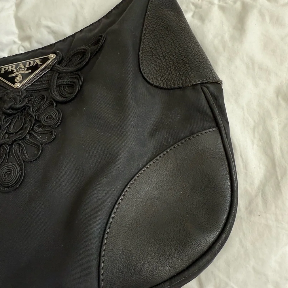 Prada passamaneria embroidered shoulder bag 🤍 - Picture 3 of 9